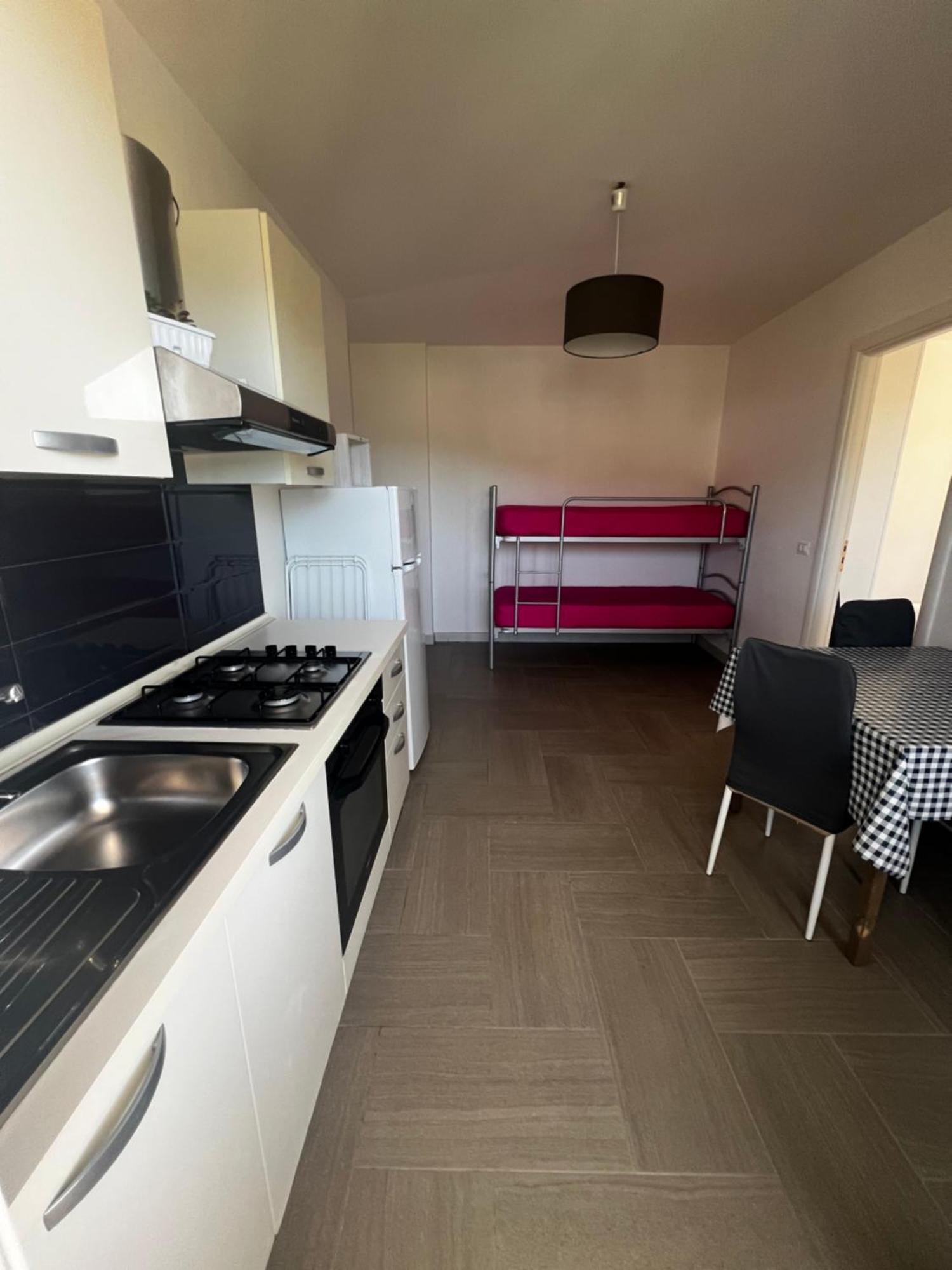 Tosk House 2 Apartment เปสคีชี ภายนอก รูปภาพ